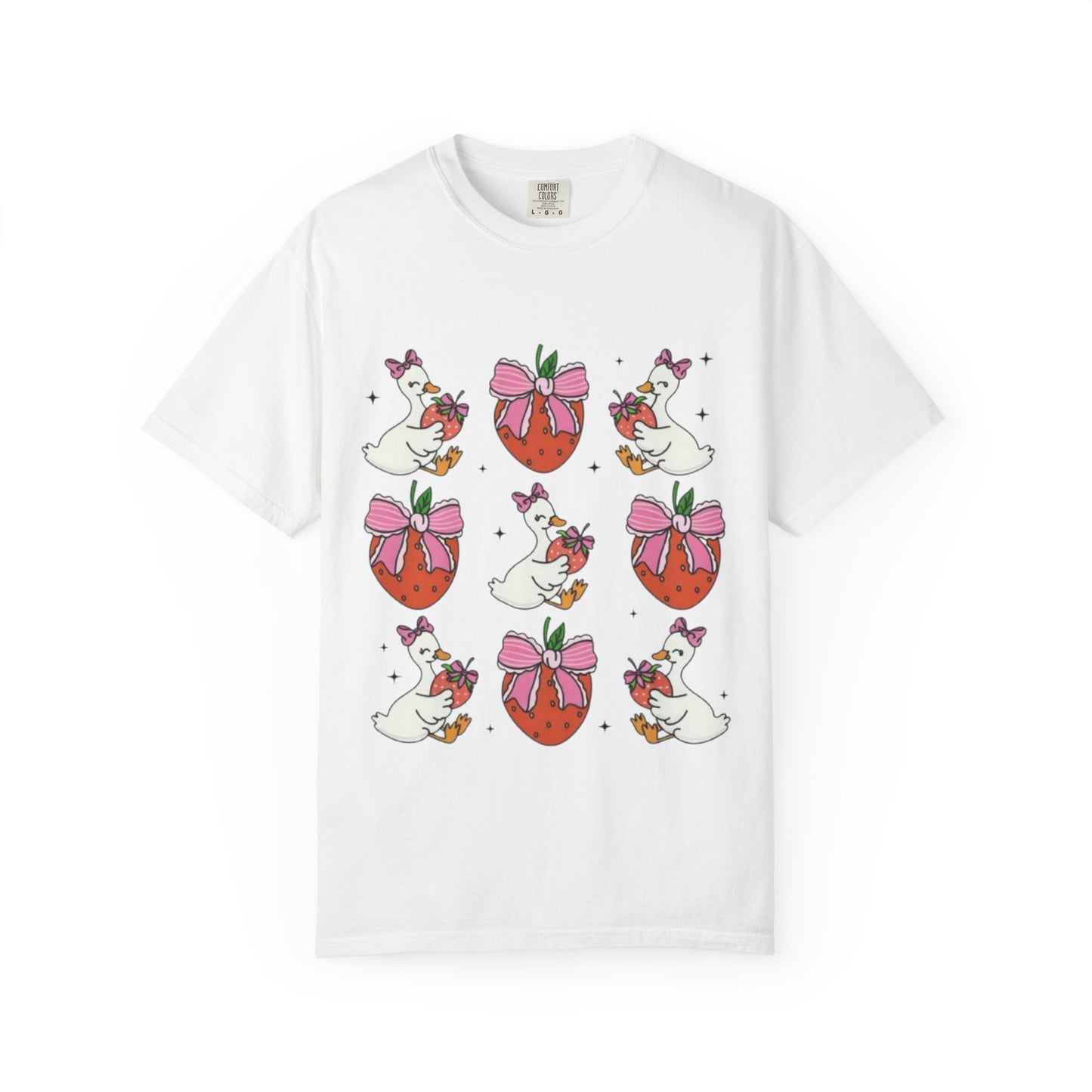 Strawberry Goose Pattern T-Shirt — Cute Cartoon Birds & Bows Tee