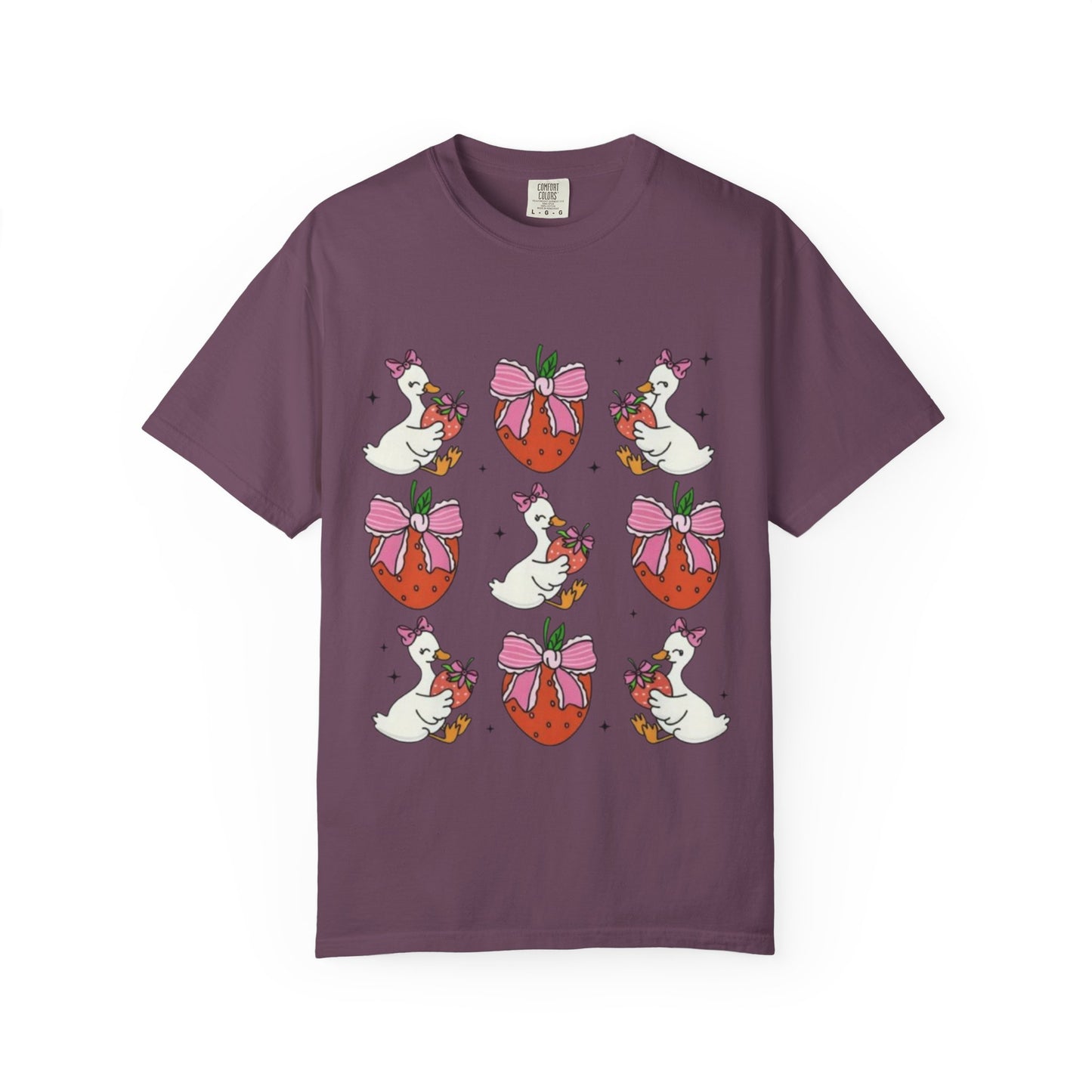 Strawberry Goose Pattern T-Shirt — Cute Cartoon Birds & Bows Tee