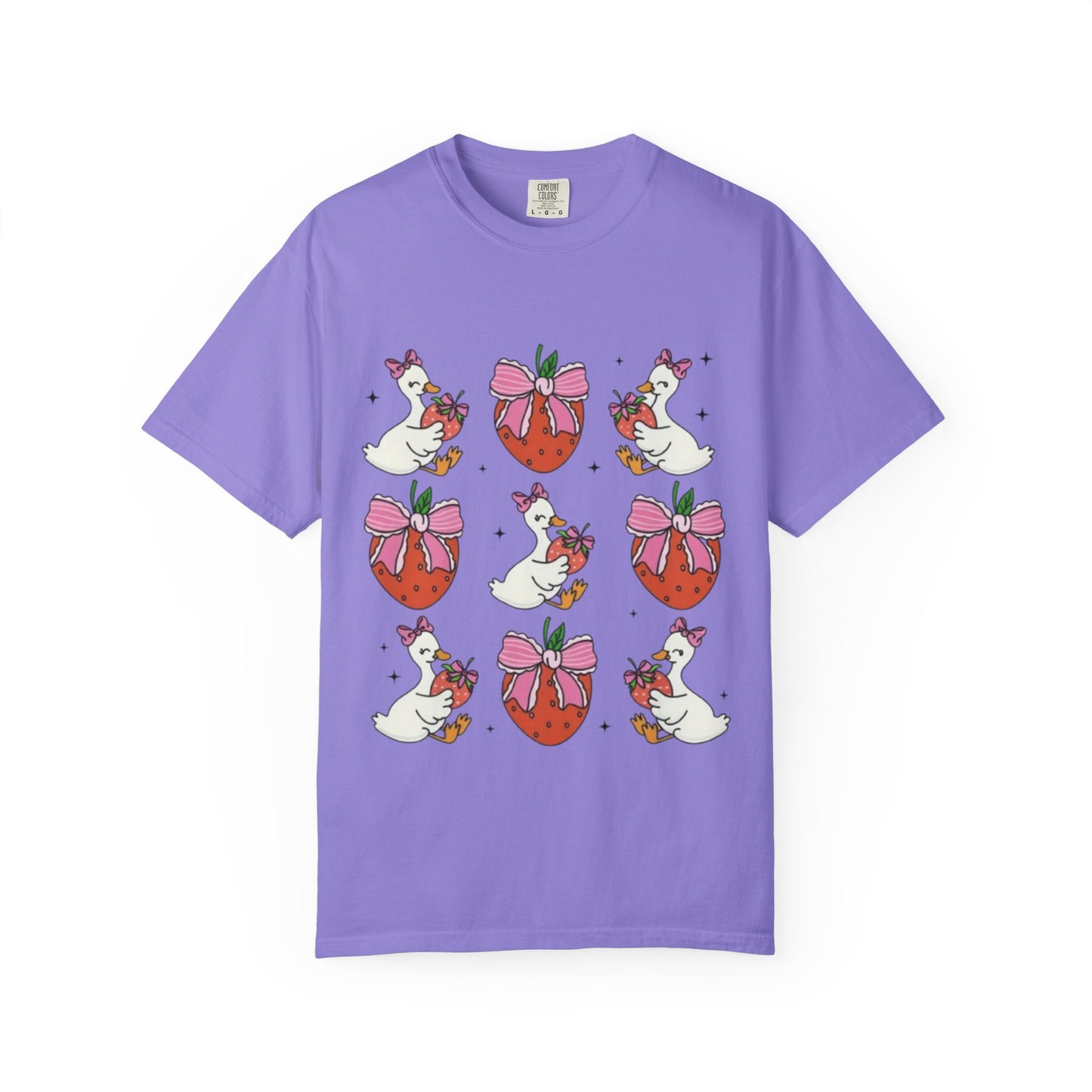 Strawberry Goose Pattern T-Shirt — Cute Cartoon Birds & Bows Tee