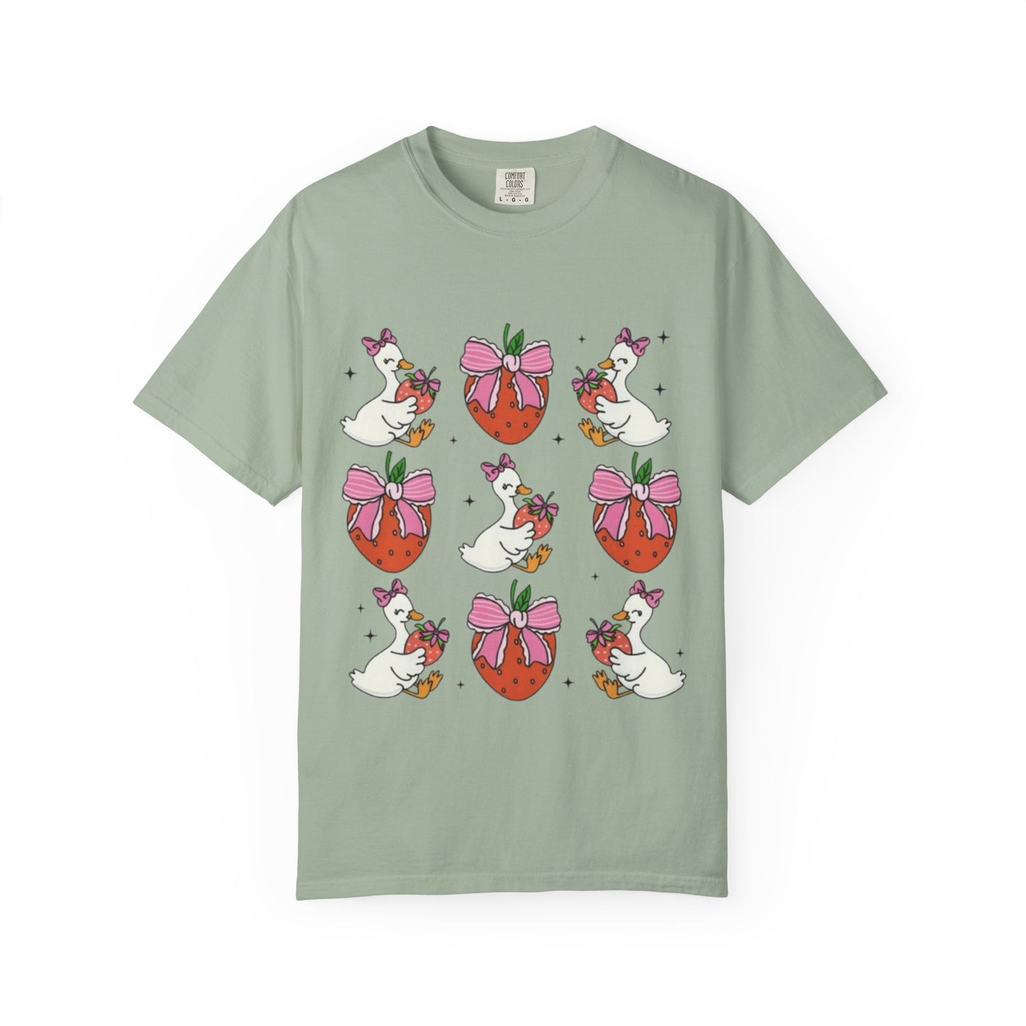 Strawberry Goose Pattern T-Shirt — Cute Cartoon Birds & Bows Tee