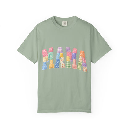 Mama Patchwork Graphic T-Shirt – Colorful Quilted Letter Tee for Moms