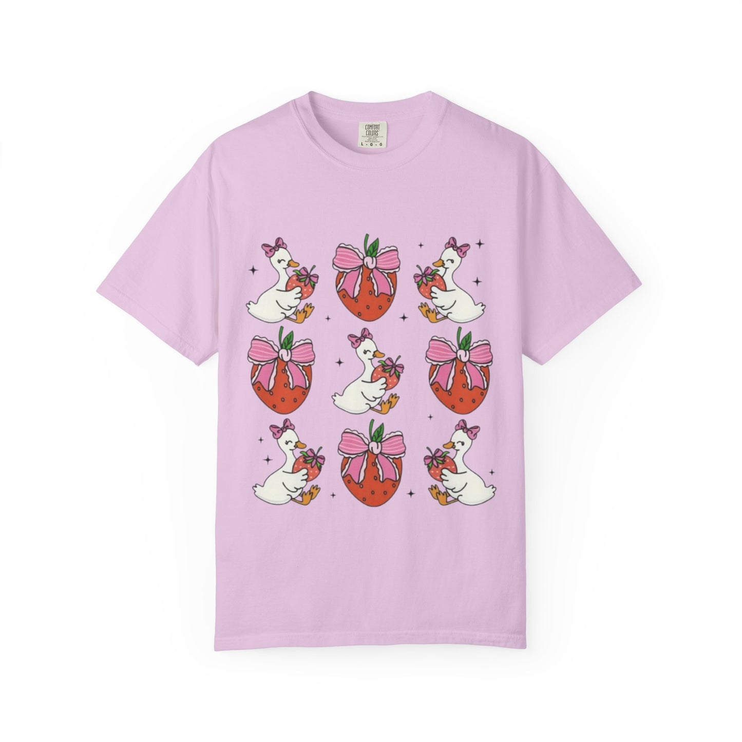 Strawberry Goose Pattern T-Shirt — Cute Cartoon Birds & Bows Tee