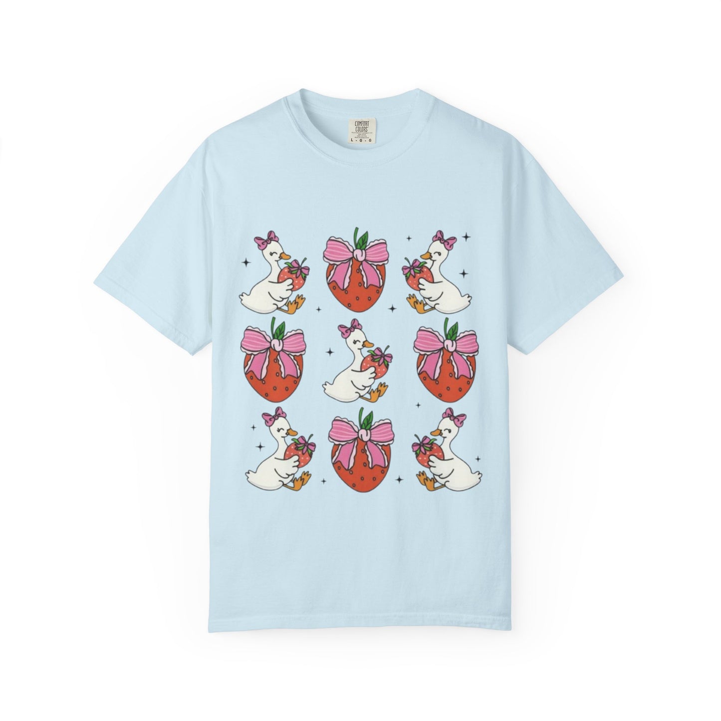 Strawberry Goose Pattern T-Shirt — Cute Cartoon Birds & Bows Tee